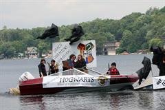 FLOAT HARRY POTTER boat 2